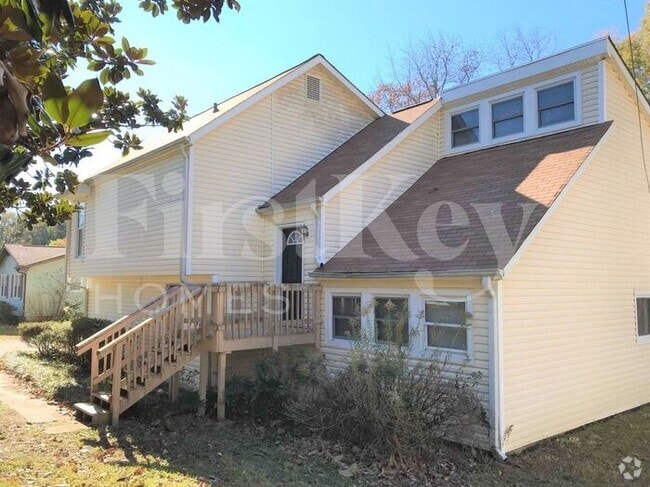 Building Photo - 2662 Beaver Creek Crossing