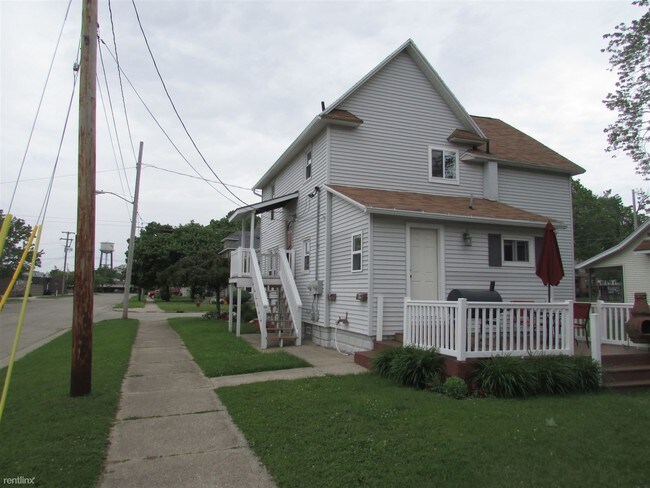 Building Photo - 1 br, 1 bath  - 3936 Grand St SW Grand Street