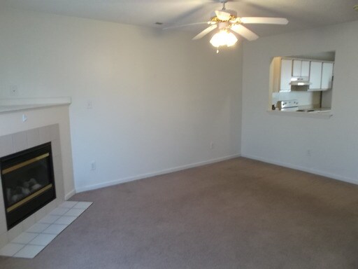 Building Photo - 200 Meadowbrook Ln