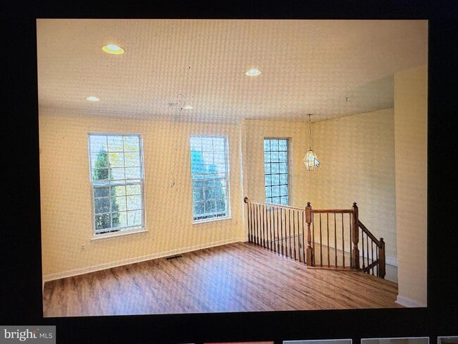 Building Photo - 5019 Kemsley Rd