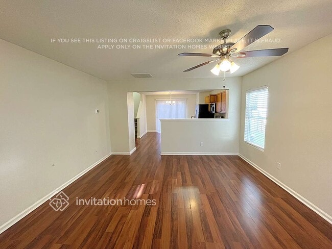 Building Photo - 547 Tribune Dr