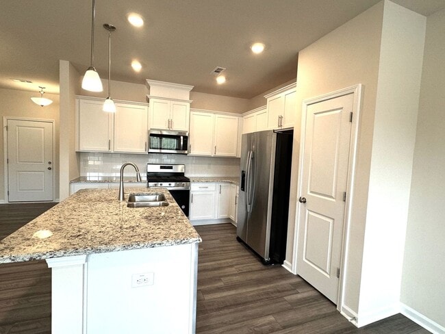 Building Photo - 3714 Feltham Ln