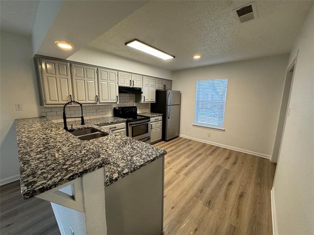 Foto del edificio - 762 E Warrior Trail