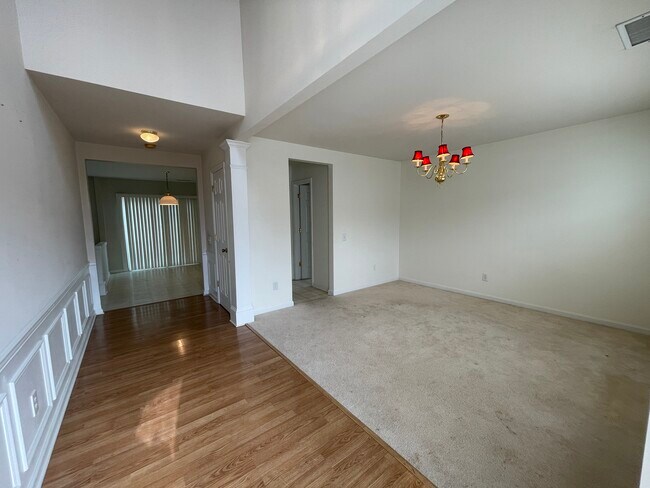 Foto del edificio - 3038 Old Ironside Dr