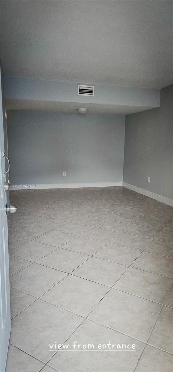 950 SW 104th Ct Unit C103, Miami, FL 33174 Condo for Rent in Miami