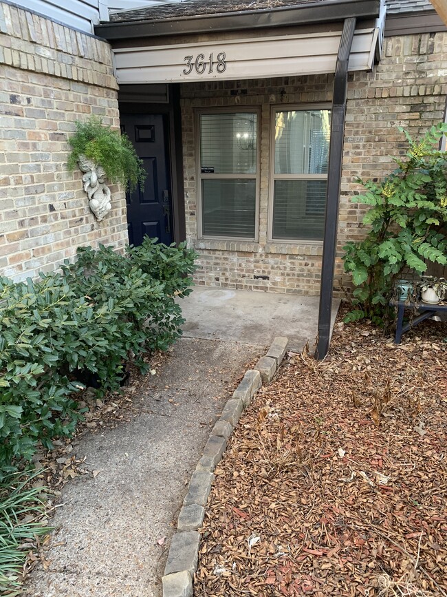 Photo - 3618 Word St House