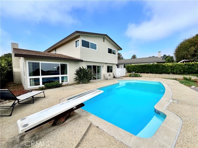 Building Photo - 27844 Longhill Dr