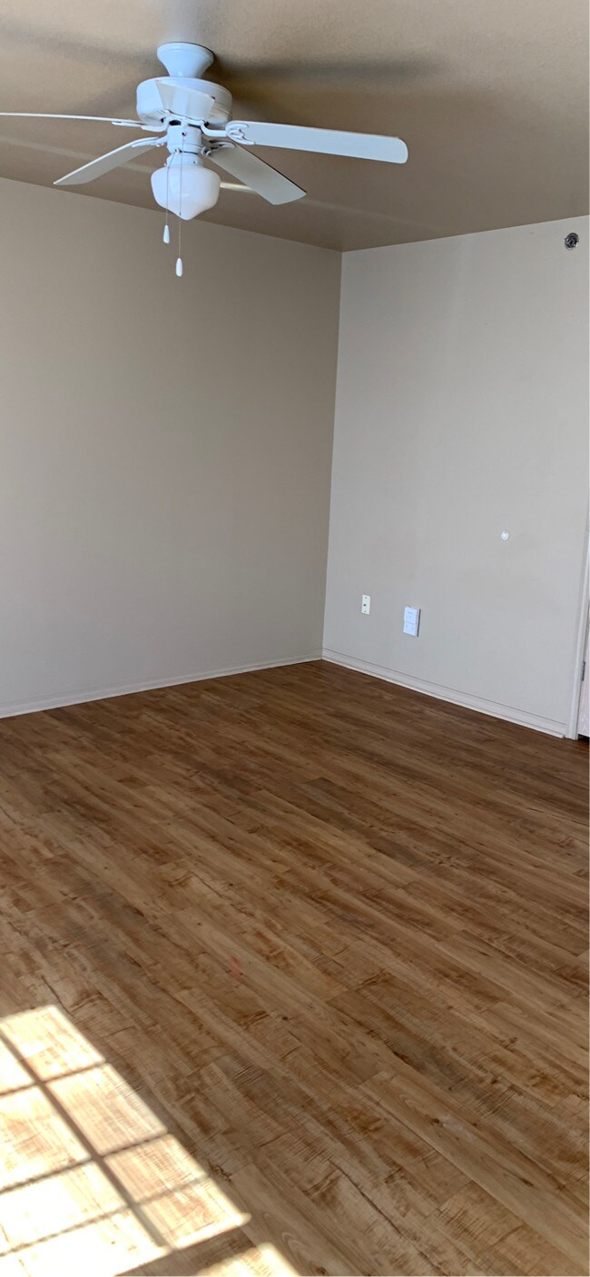 Foto del edificio - 6400 Massard Rd