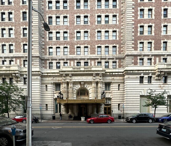 Foto del edificio - Cozy Studio unit in Mid-Town Belvedere