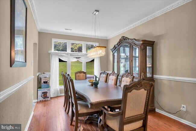 Foto del edificio - 1202 Champlain Dr