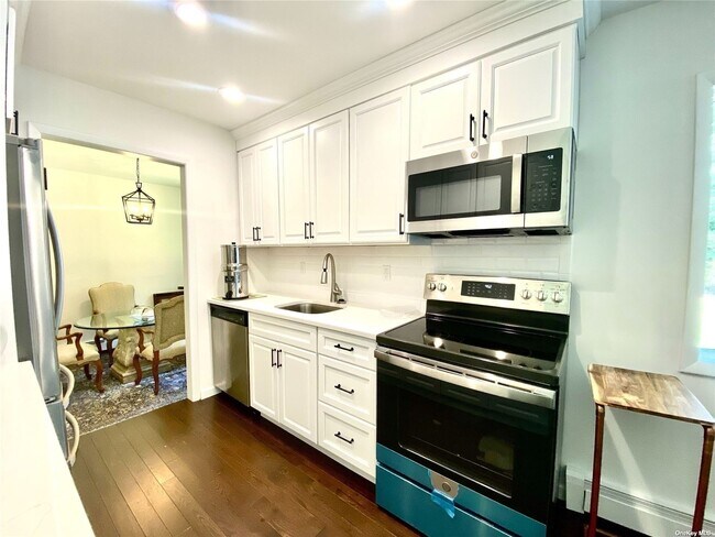 Foto del edificio - 30 Hillcrest Dr