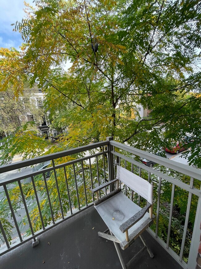 Photo du bâtiment - 5468 St Saint-Urbain