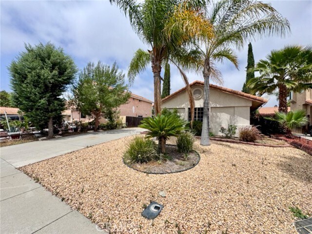 Foto del edificio - 39761 Rustic Glen Dr