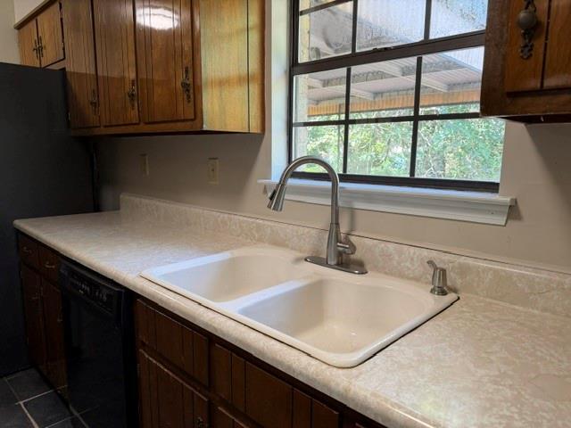Foto del edificio - 9001 Mead Ct