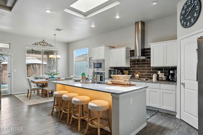 Foto del edificio - 12436 Knightsbridge Dr