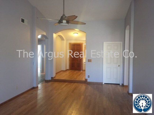 Building Photo - 12610 S 40th Pl