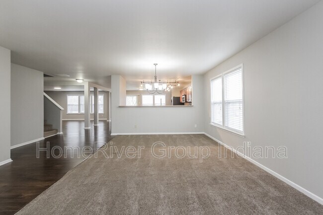 Building Photo - 3015 W Crosscreek Dr