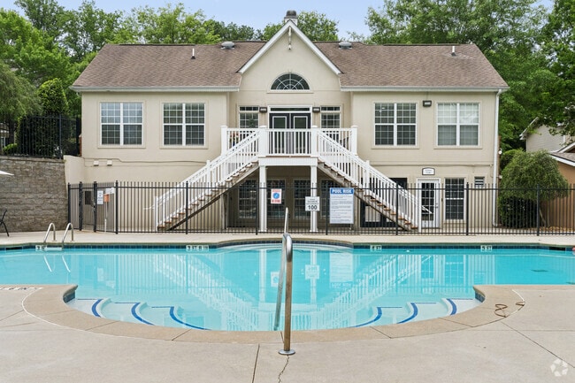 Building Photo - Ashford at Spring Lake