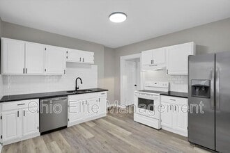 Building Photo - 295 E Woodrow Ave