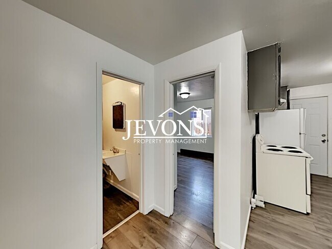 Foto del edificio - 314 S Beech St