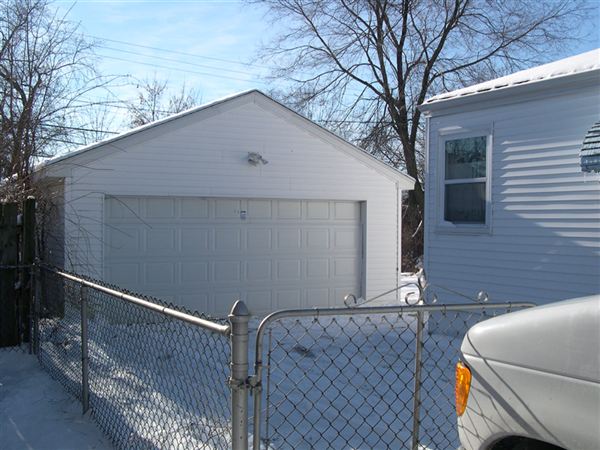 Building Photo - 1376 Northwood Dr