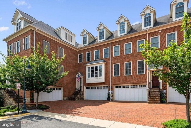 Foto del edificio - 10665 Yorktown Ct