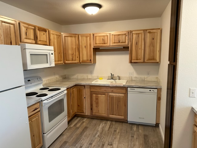 Building Photo - 4619 W 5th St