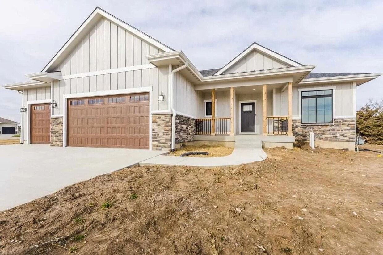 620 Joseph Dr, Manhattan, KS 66503 House Rental in Manhattan, KS