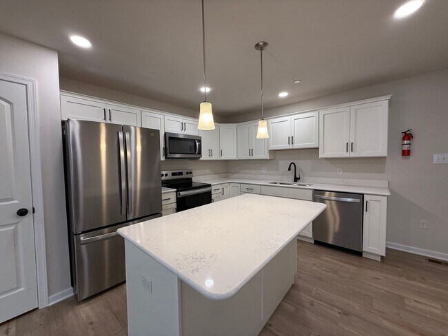 Foto del edificio - New Construction 3-Bedroom Townhome!