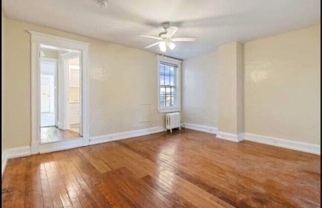 Foto del edificio - 2916 Guilford Ave