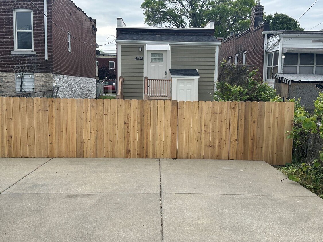 Building Photo - Newly Renovated Single Family Home In The ...