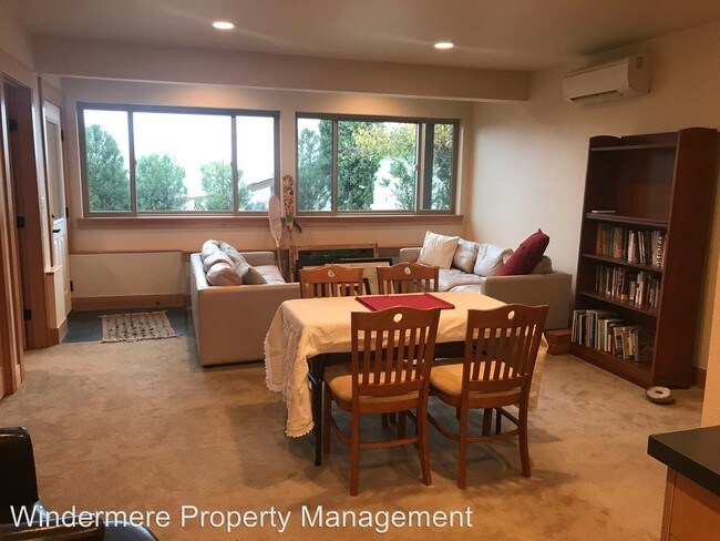 Building Photo - 1 br, 1 bath House - 1418 4th St.