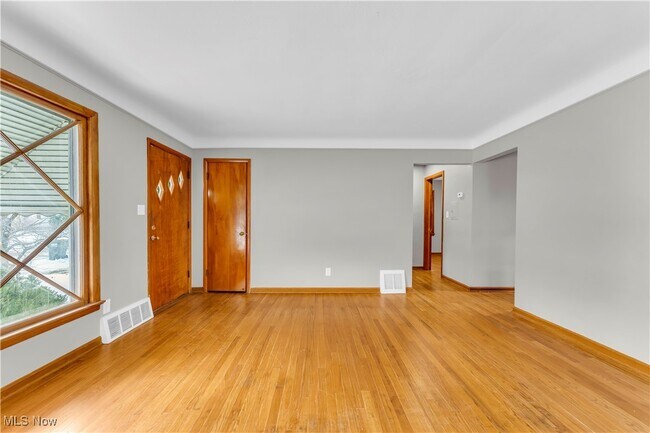 Foto del edificio - 13001 Eastwood Blvd