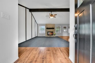 Building Photo - 11110 Sagecountry Dr