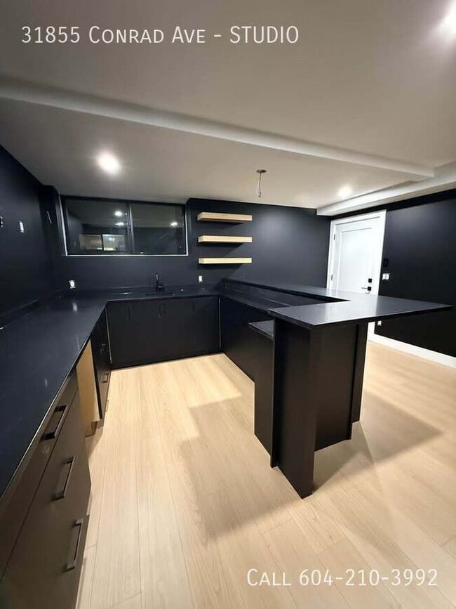 Building Photo - Brand New Studio Suite in Central Abbotsford - Utilities Included