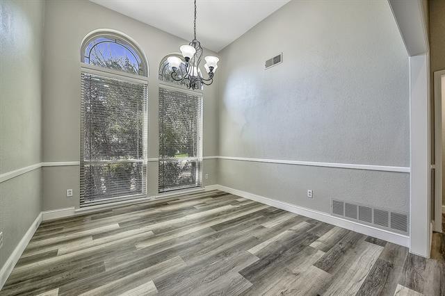 Building Photo - 1517 Harrington Dr