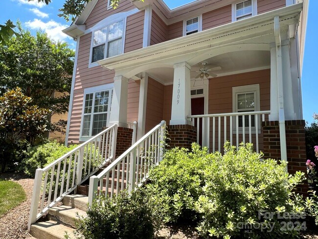 Building Photo - 17009 Carlton Way Rd