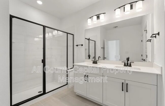 Building Photo - 2725 Woodall Dr