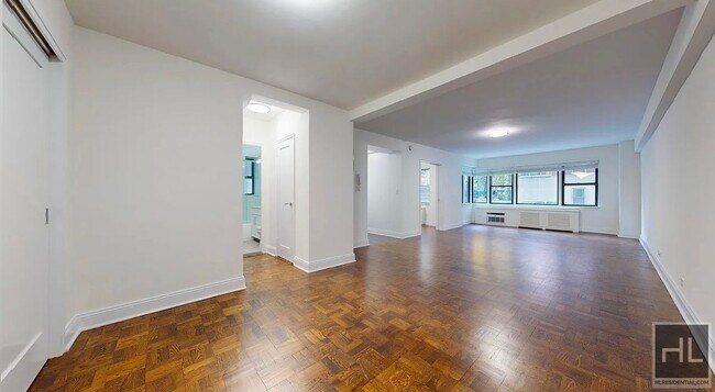 Building Photo - BEEKMAN PLACE
