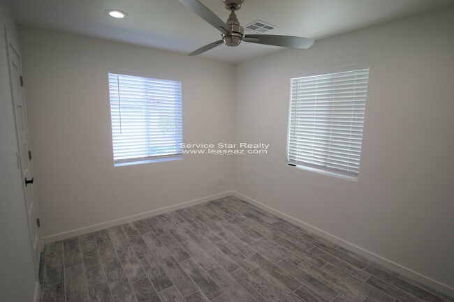 Foto del edificio - 3631 N 24th St