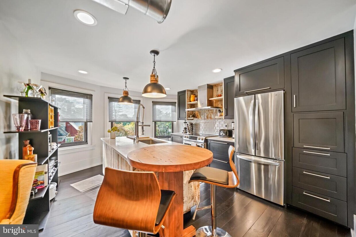 Foto principal - 415 W Union St