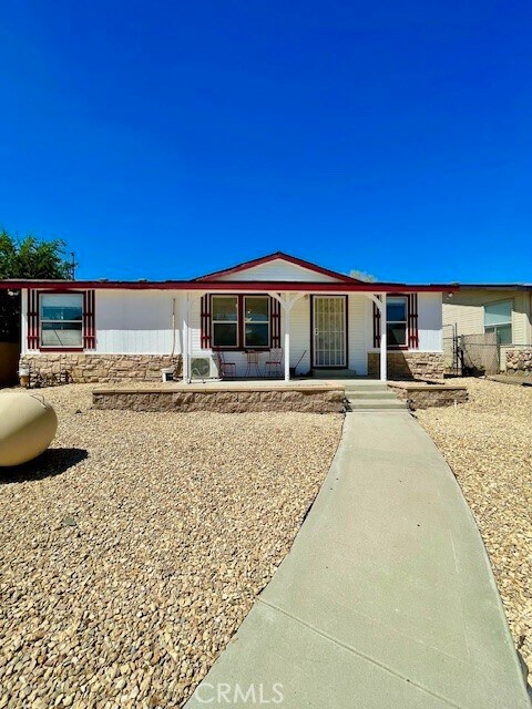 Building Photo - 23686 Lodge Dr
