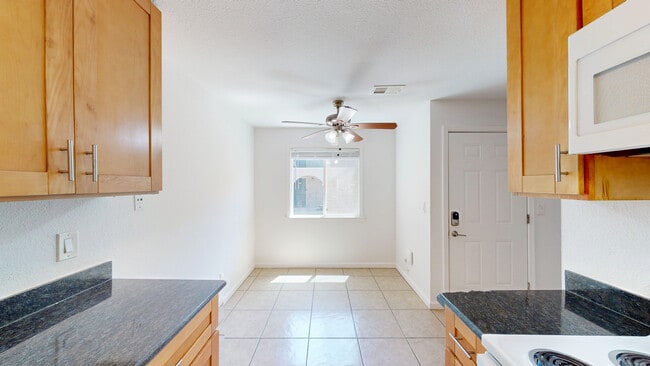 Building Photo - 18167 Happy Ln