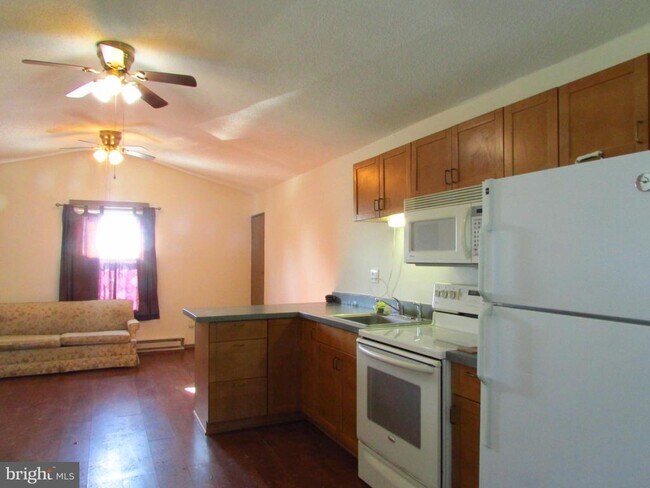 Foto del edificio - 31379 River Rd