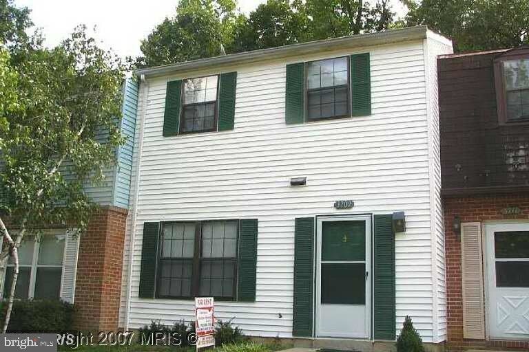 3709 Mainsail Cove, Triangle, VA 22172 Townhome Rentals in Triangle