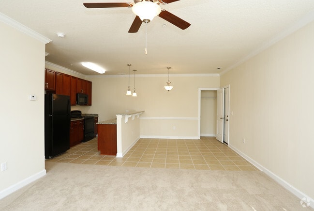Interior Photo - Palisades at Legacy Oaks