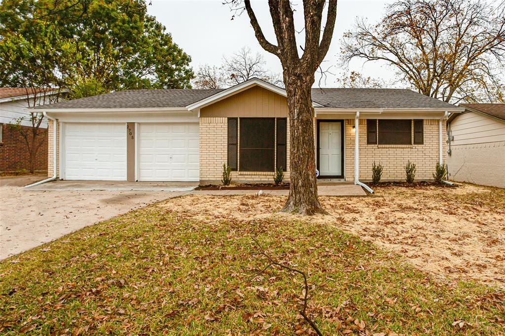 2705 Plaza St, Arlington, TX 76010 House Rental in Arlington, TX