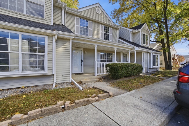 Building Photo - 55 Treasure Key