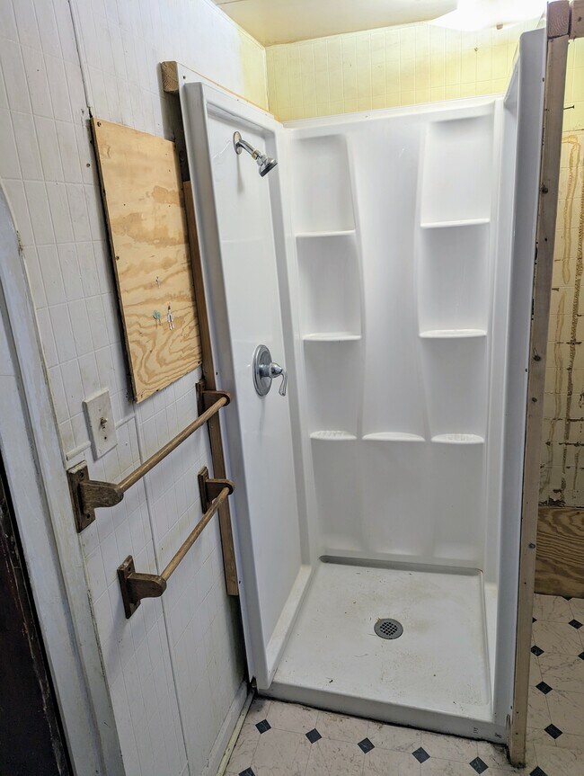 Foto del edificio - 15 W 10th St