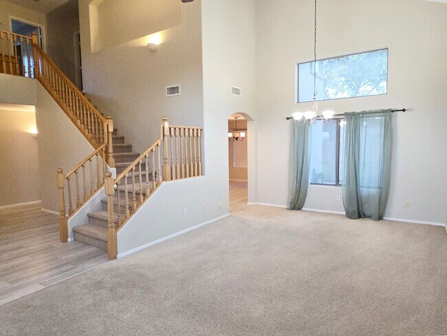 Foto del edificio - 5-bedroom in the heart of Gilbert